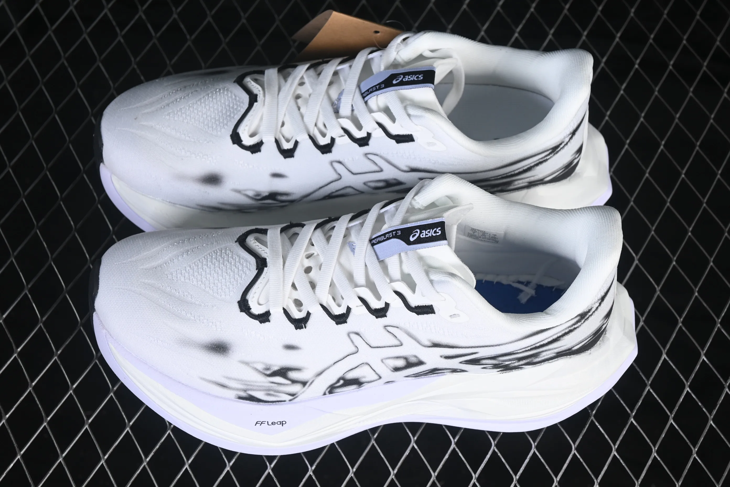 All categories Asics Asics series Asics Superblast 3 Asics Superblast 3 Asics comfortable and breathable sports running shoes 1013A177-002